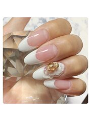 Nail Stella()