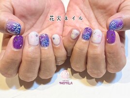 【花火ネイル】