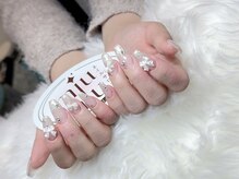 ミュウミュウ(miumiu)/冬×大人可愛いネイル
