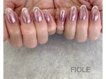 フィオル(FIOLE)/ホワイトパウダーネイル♪