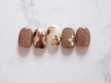 ディー ネイル アイラッシュ ヤバ(DEE nail×eyelash yaba)/G-12 90分アートフリー