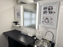 ホワイトニングバー 心斎橋オーパ店の雰囲気（日本初のセルフホワイトニング専門サロン♪明るく清潔な店内です）