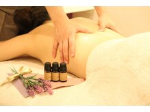 テテ 土山(TETE)の雰囲気（お肌が喜ぶオーガニックオイルを使用し全身のリンパを流します◎）