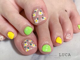 W-640 春カラー小花ネイル