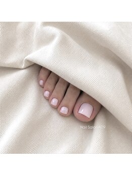 エーニジュウキュウ(A29)の写真/豊富なカラーで楽しむ足元ケア。フットバス付きのケアが魅力のゆったりくつろぎ空間◎