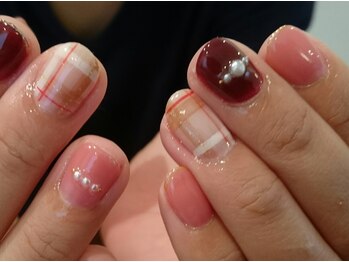 フェザードフレンズ 本店/ジェルネイル