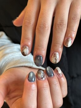 シンプル系（オフィス・日常）が得意