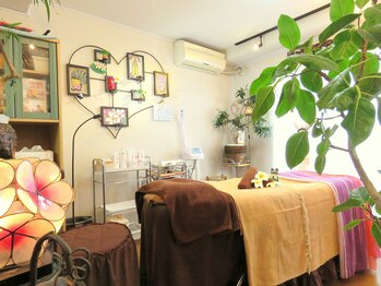 リキアンド3010(Riki & 3010)/バリ風の店内で寛ぎのひとときを