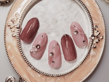 アムルーズ(Amoureuse)/マグネットストーンネイル♪