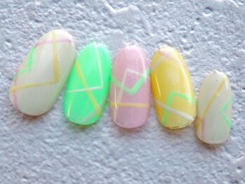 カトルナフ(quatre fois neuf)/スタイリッシュラインアート