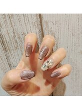 エーナイン イオンモール三川店/スタッフネイル