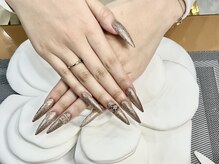 マルチューネイル 池袋(MARUCHU NAIL)/選べるベース!パーツつけ放題