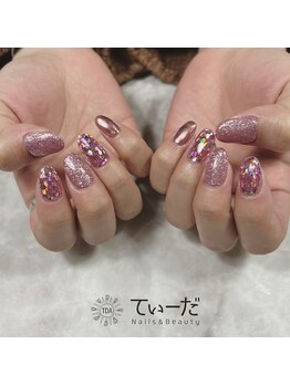 てぃーだ/キラキラネイル