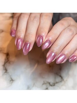 サロン ウネルマ 小郡店(salon UNELMA)の写真/【マグネット・フラッシュネイル¥5190】大人気のマグネットネイルで美しい指先に☆オフィスネイルにも◎