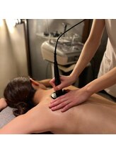 ラボラトリー バイ イー 麻布十番店(laboratory by E)/上半身ラフォス【痩身エステ】