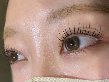 アンアイラッシュ(un eyelash)/パリジェンヌ+ブラックティント