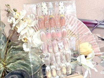 キラキラワンホンネイル