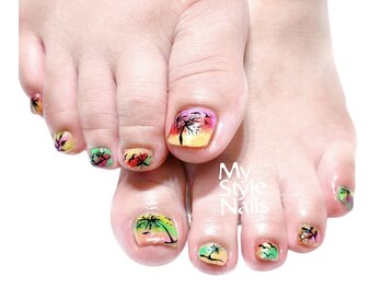 マイ スタイル ネイルズ(My Style Nails)の写真/当店独自の掘りごたつ式フットネイル設備で最適施術環境を実現！クォリティの高いネイルをご提供します！