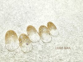 キラキラ雪の結晶ネイル 冬