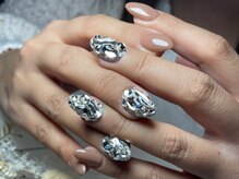 サロンドフォーエイチ(salon de 4H)/ギラギラ★シルバーネイル