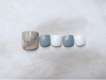 大理石風ニュアンスネイル