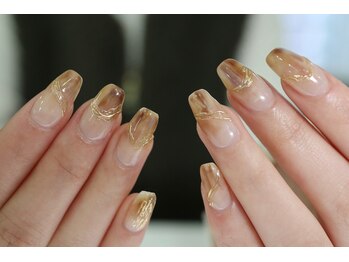 カカネイルズ(Kaka nails)/ニュアンス風ネイル