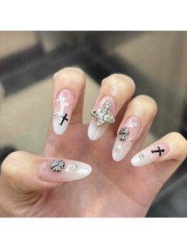 ヴィーナスネイル(Venus Nail)/チップ持ち込みデザインつけ放題