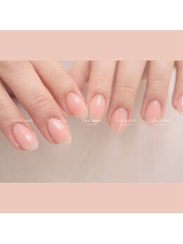 エシンネイルアート 池袋(Eshin nailart)の写真/ネイルがはじめての方にも安心♪丁寧なカウンセリングと提案力で、理想の指先デビューを叶えます◎