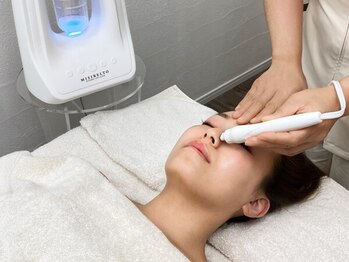 トータルビューティーサロン レビュー(REVIEW)の写真/当店人気No1【小顔コルギ＋ハイドロ毛穴水素洗浄60分¥7980】小鼻~頬の毛穴汚れを一掃!コルギで毛穴レス小顔