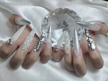 リサ(Risa)の雰囲気（パーツやストーン、カラーも豊富にご用意し ております♪）