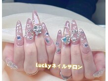 ラッキー(Lucky)/クリスマスネイル