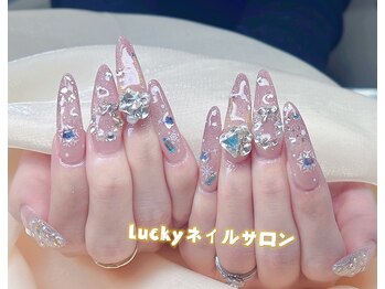 ラッキー(Lucky)/クリスマスネイル