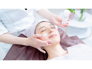 リッシュ 骨盤革命(RICHE.)/牛込神楽坂/韓国肌管理/美容整体