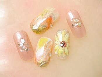 ベリー(berry)/定額C ¥7500 ニュアンスひまわり