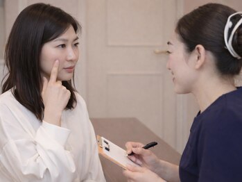 ジオリッチシフォン(giorich chiffon)の写真/年齢とともに増えるシミ悩みを、今の肌状態に合わせて無理なく整える、大人のためのやさしいシミケア