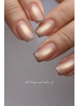 フラッシュでフレンチネイル！