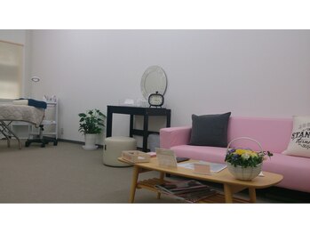 ジョリエスシルズ(Joliesse cils)