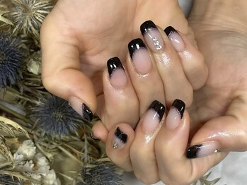 セブン ネイル(7 nail)/フレンチ