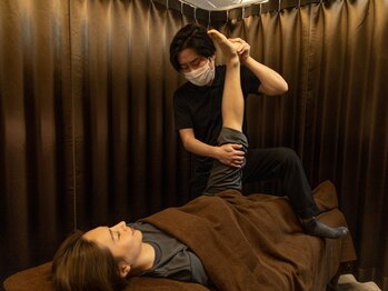 腕利きのほぐし 吉祥寺駅前店の写真/ベテランセラピストによる極上の手技で全身くまなくリフレッシュ★もみほぐしマッサージで身体のコリに効く