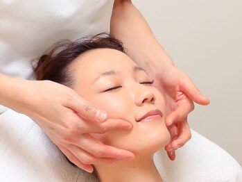 グレース 池袋本店(GRACE BEAUTY SALON)/むくみ改善で小顔ケアを目指す!!