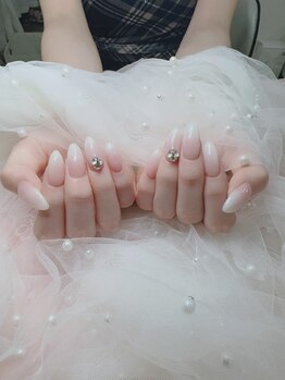 ブリー(Brille)/可愛いネイル