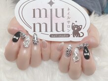 ミュウミュウ(miumiu)/冬限定ネイル特集