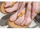 【グラデーションフットネイル】