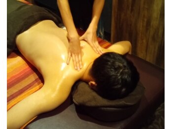 アジアンリラクゼーション ヴィラ 諫早店(asian relaxation villa)/男)バリ式リンパマッサージ90分