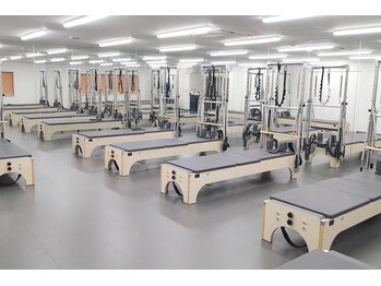 アサガヤグランピラティス(ASAGAYA GRAND PILATES)/マシンピラティス専門スタジオ内