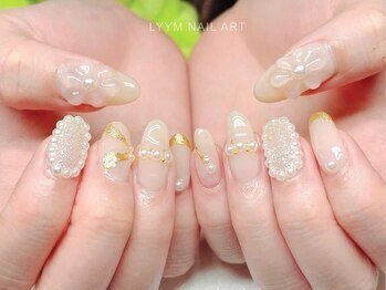 リームサロン 池袋店(LYYM SALON)の写真/シンプル系～華やかアートまで幅広く対応☆エレガントを愛する方にも◎清潔感ある空間で上品ネイルを。