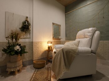 マリーチ ルアナ 柏店(marichi luana)の写真/落ち着ける空間が好評。座り心地の良いふかふかのリクライニングチェアに体をゆだねて疲労を開放♪[柏]