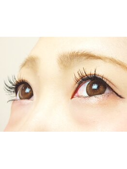 ボリュームのある目元にしたい