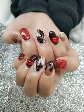 アモ(amo.)/バレンタインネイル