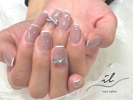 ストレートフレンチ×シンプル